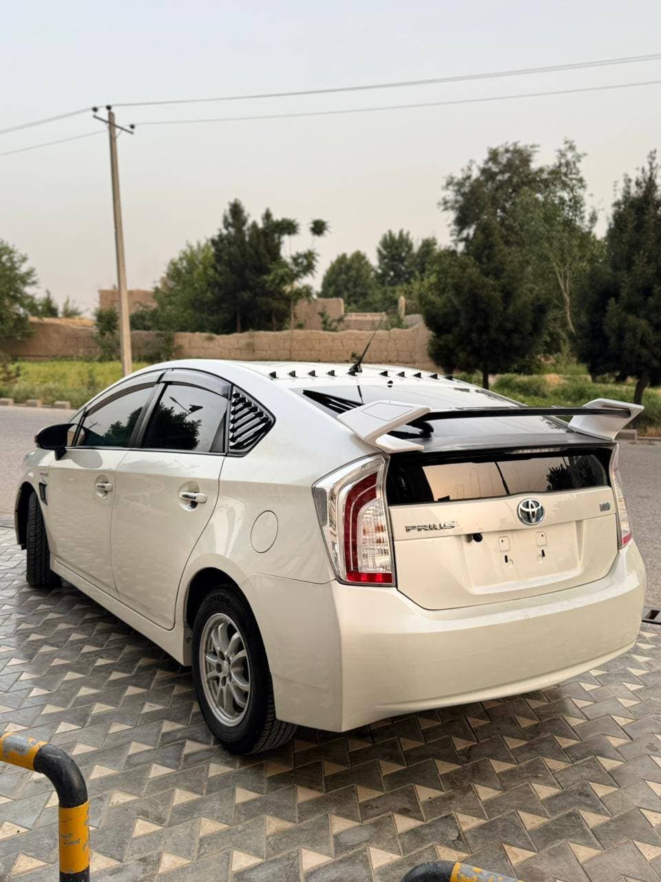 Toyota  Prius 2010