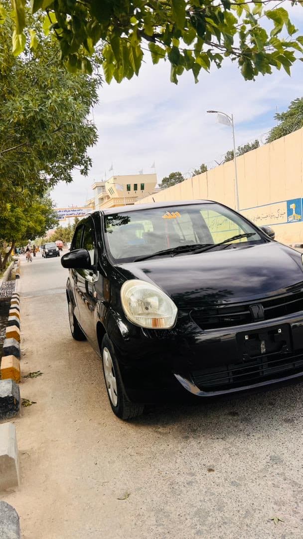 Toyota  Passo 2012