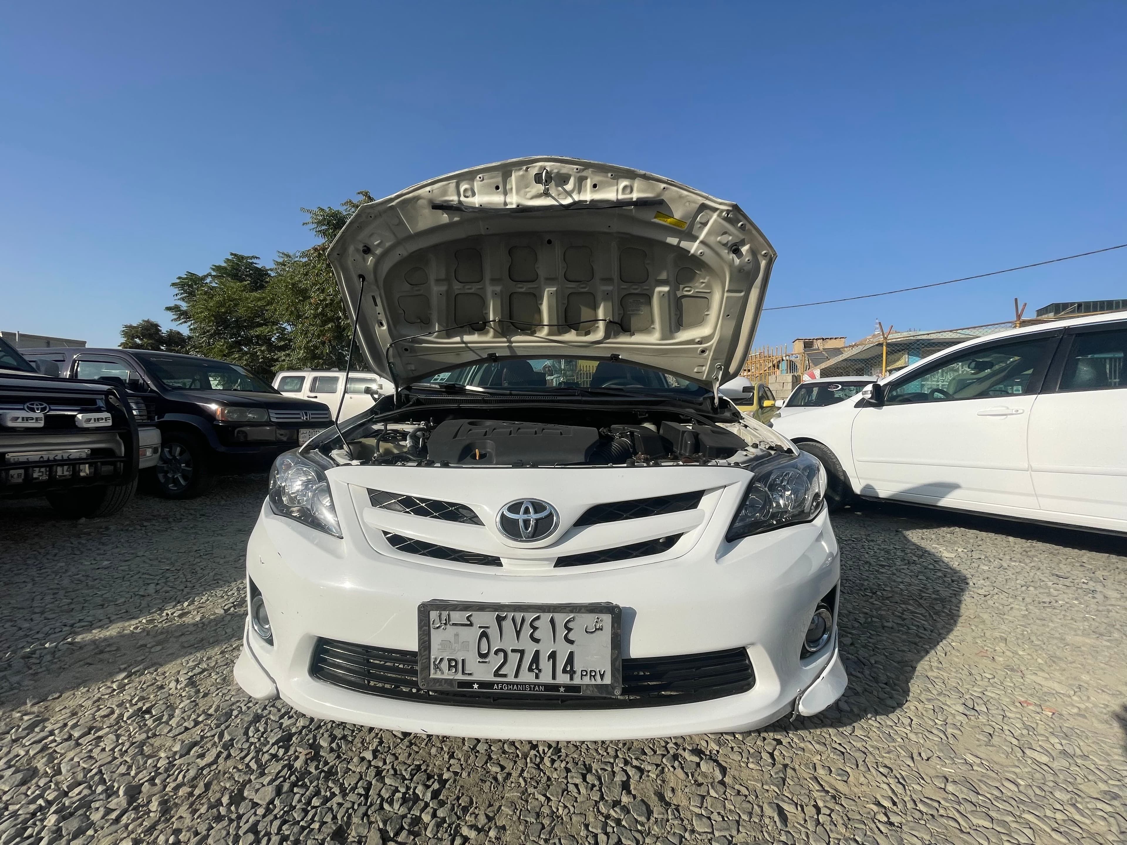 Toyota  Corolla 2012